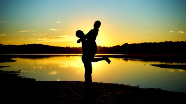 引き寄せの法則でハッピーな恋愛を手に入れる8の方法 Spiritual Media 引き寄せの法則でハッピーな恋愛を手に入れる8の方法 Spiritual Media